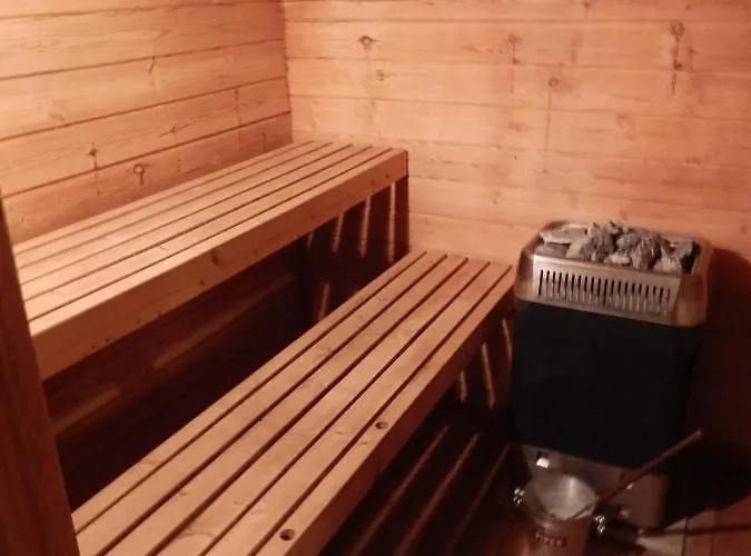 Schoene 36 Viralago Mit Privatstrand Gambarogno